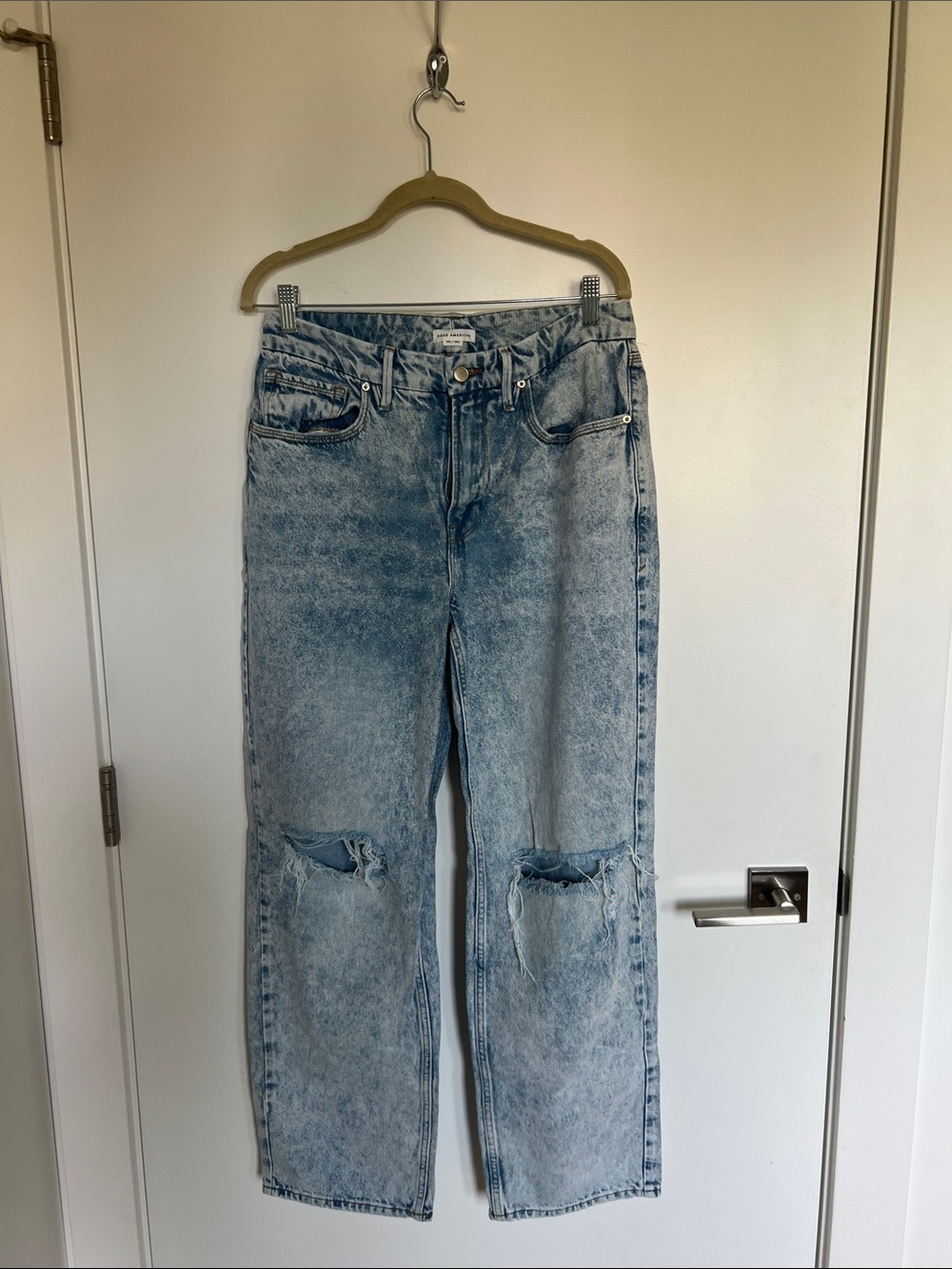 Good American Light Blue Distressed Straight-Leg Jeans